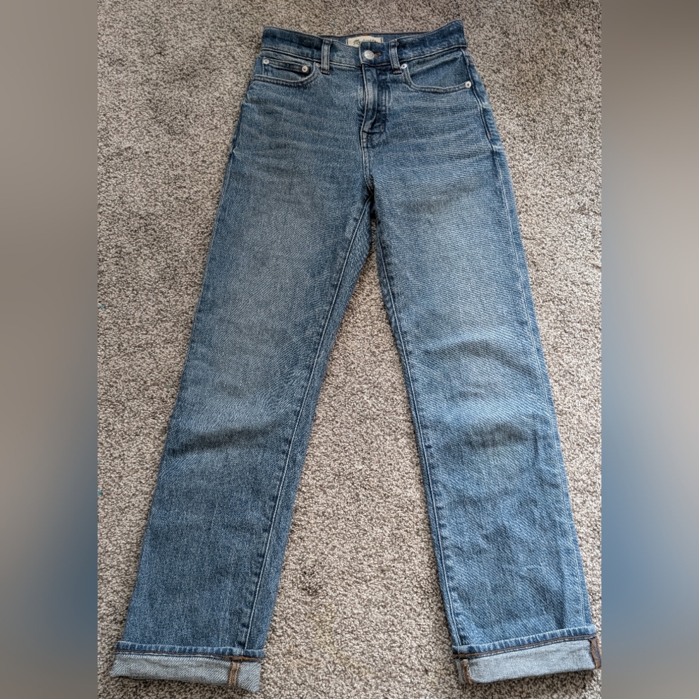 Madewell 90's straight Jean in Rondell wash